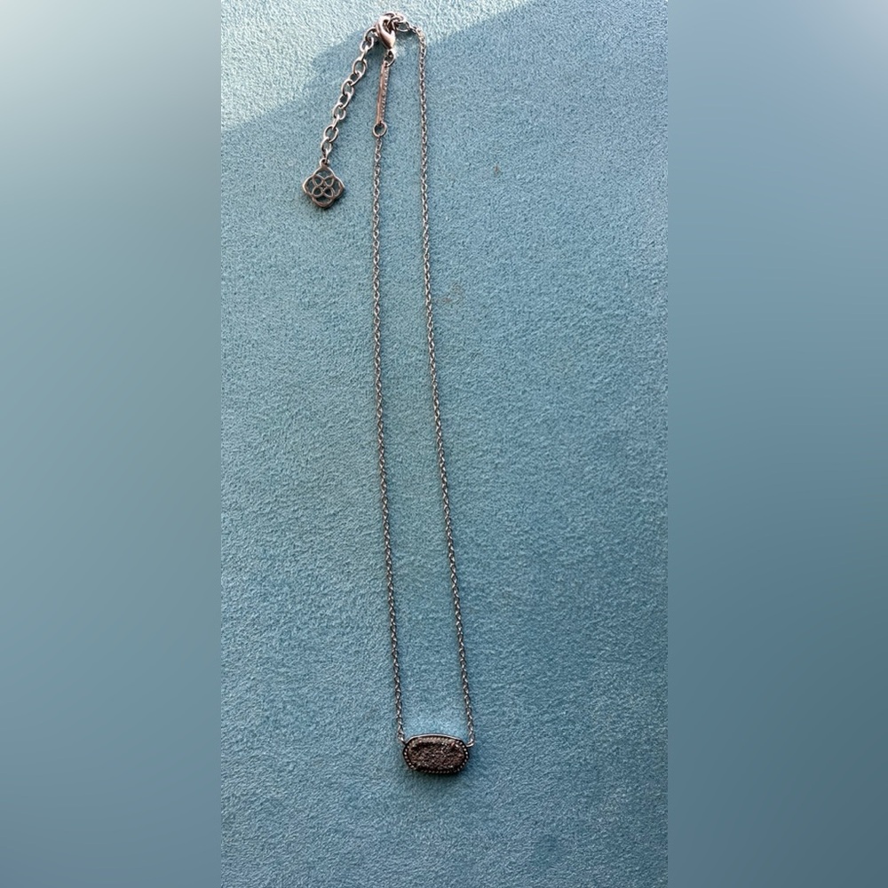 Kendra Scott Silver Oval Pendant Necklace